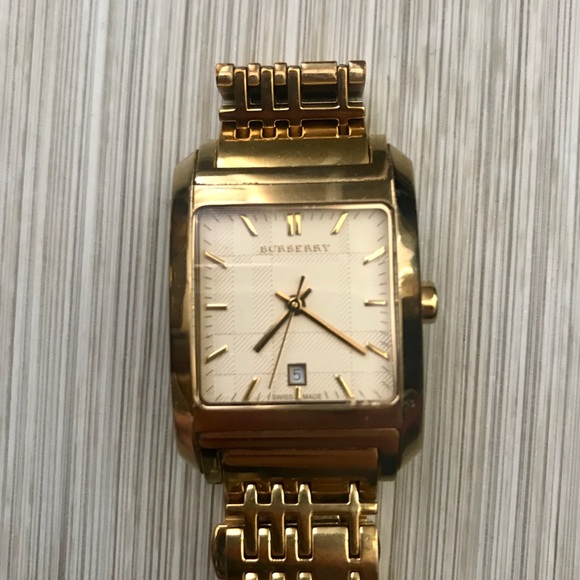 burberry watch gold womens